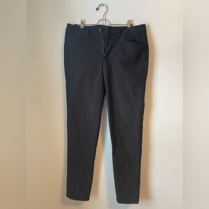 Lululemon ABC Men’s Black Slim Straight Fit Pants Size 32